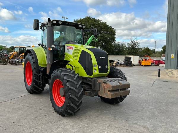 Трактор Claas Axion 820 (2011)