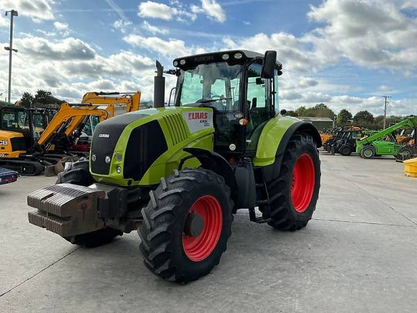 Трактор Claas Axion 820 (2011)