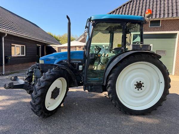 Трактор New Holland TN75 (2003)