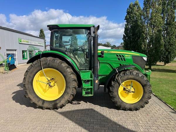 Трактор John Deere 6150R (2015)