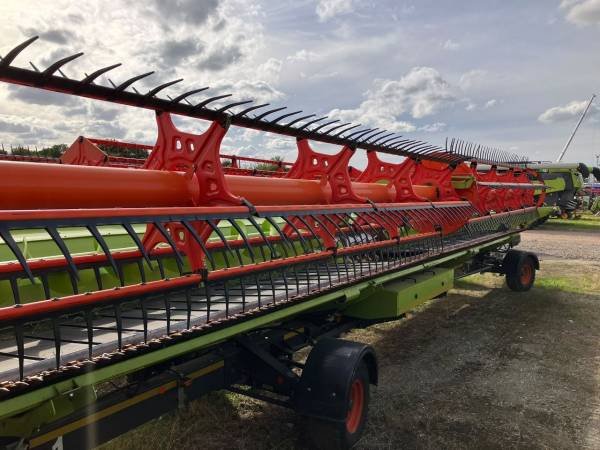 Жниварка зернова Claas Convio 1230 (2020)
