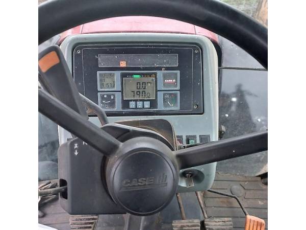 Трактор Case IH MX135 (2000)