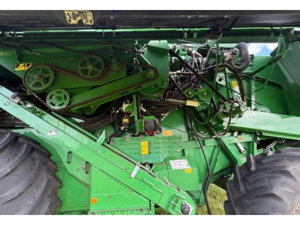 Комбайн John Deere W660i (2018)