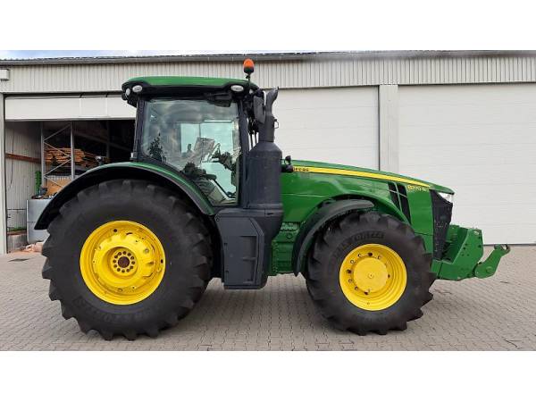 Трактор John Deere 8370R (2016)