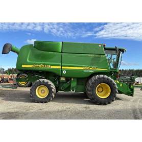 Комбайн John Deere 9880i STS (2007)