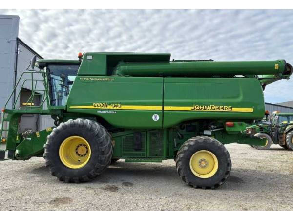 Комбайн John Deere 9880i STS (2007)
