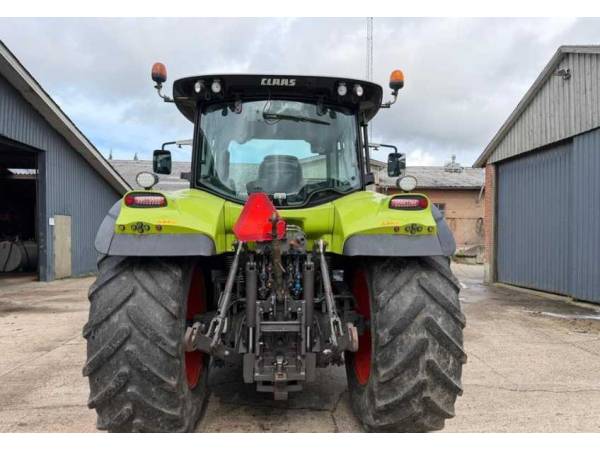 Трактор Claas ARION 650 (2015)