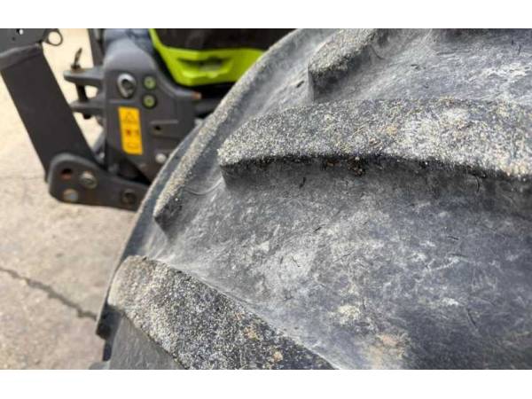 Трактор Claas ARION 650 (2015)