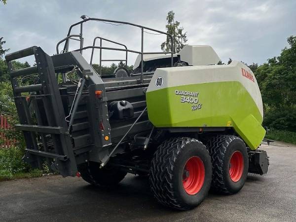 Прес-підбирач Claas Quadrant 3004 RC (2007)
