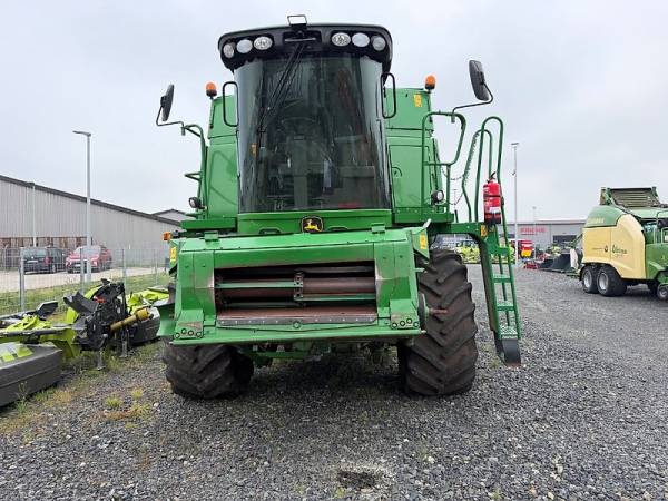 Комбайн John Deere T550i (2008)