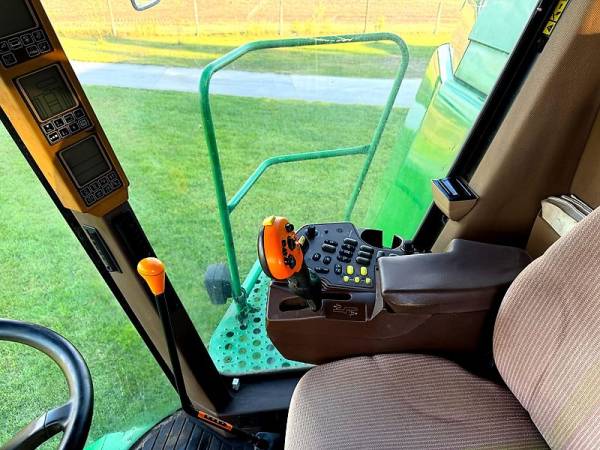 Комбайн John Deere 9660 WTS (2003)