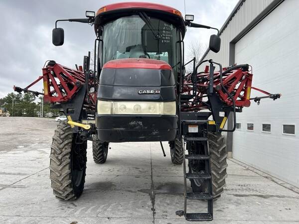 Самохідний обприскувач Case IH Patriot 4440 (2015)