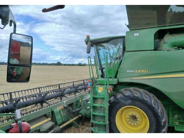 Комбайн John Deere S670i (2015)