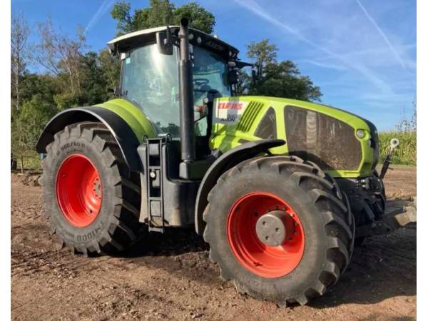 Трактор Claas Axion 920 (2016)