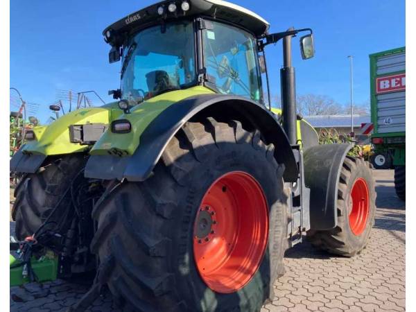 Трактор Claas Axion 920 (2016)