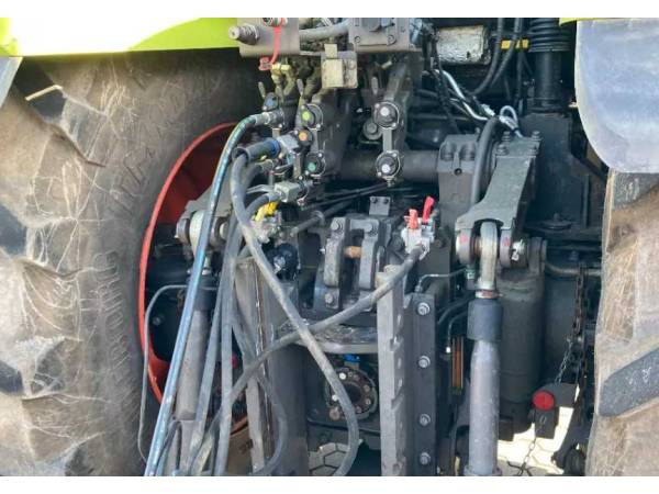 Трактор Claas Axion 920 (2016)
