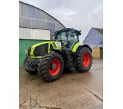 Трактор Claas Axion 920