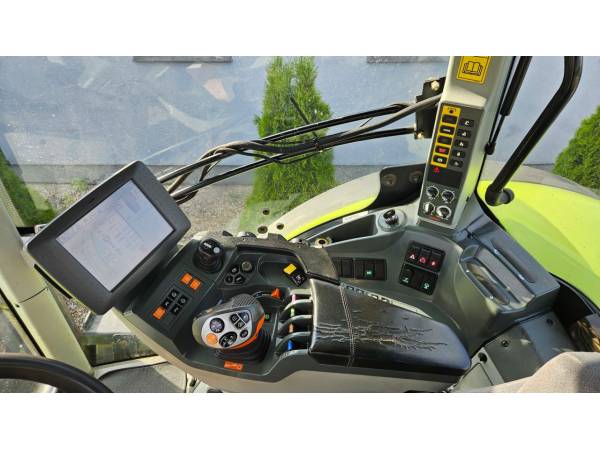 Трактор Claas Axion 920 (2014)