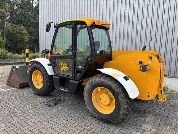Навантажувач JCB 540-70 (2005)