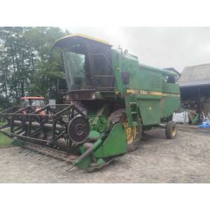 Комбайн John Deere 1055 (1984)