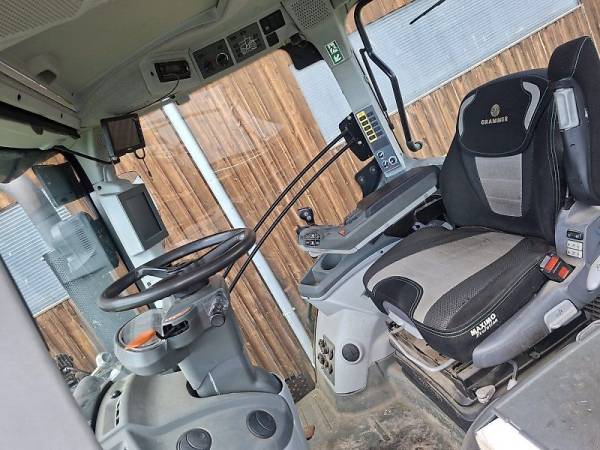 Трактор Claas Axion 800 (2019)
