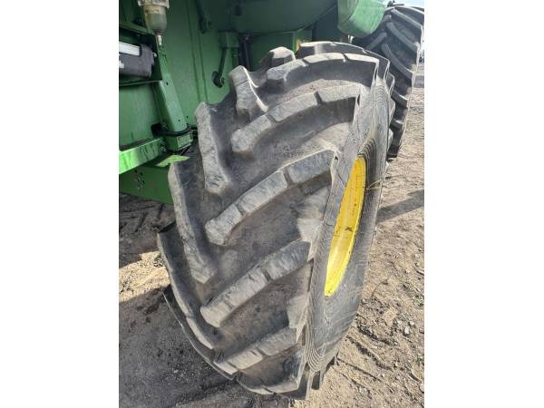 Комбайн John Deere S690 (2009)