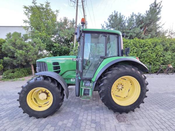 Трактор John Deere 6330 (2008)