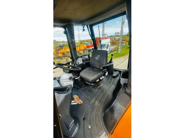 Екскаватор-навантажувач JCB 4CX (2006)