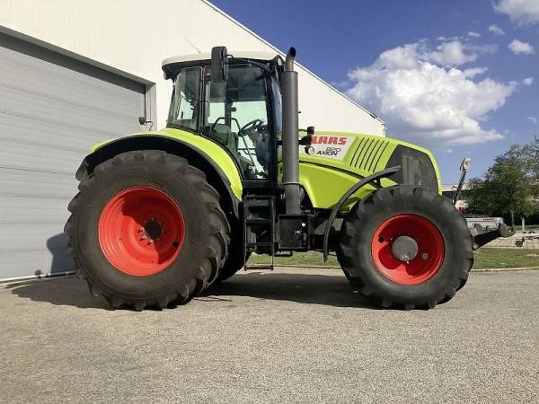 Трактор Claas Axion 820 (2012)