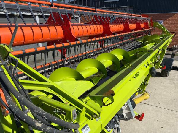 Жниварка зернова Claas Convio Flex 770 (2020)