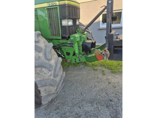 Трактор John Deere 6910 (1997)
