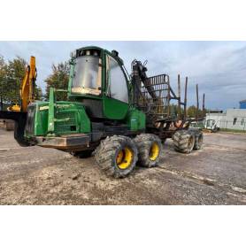 Форвардер John Deere 810 (2012)