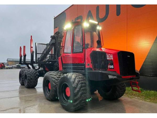 Форвардер лісовий Komatsu 895 (2018)