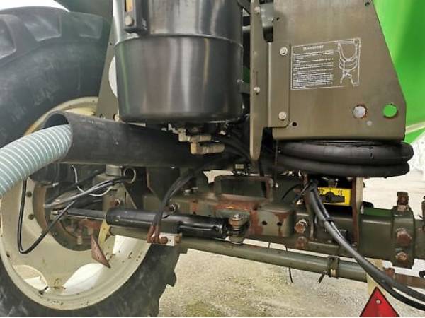 Причіпний обприскувач Tecnoma TECNIS 6000L (2011)
