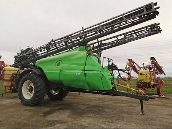 Причіпний обприскувач Tecnoma TECNIS 6000L (2011)