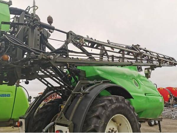 Причіпний обприскувач Tecnoma TECNIS 6000L (2011)