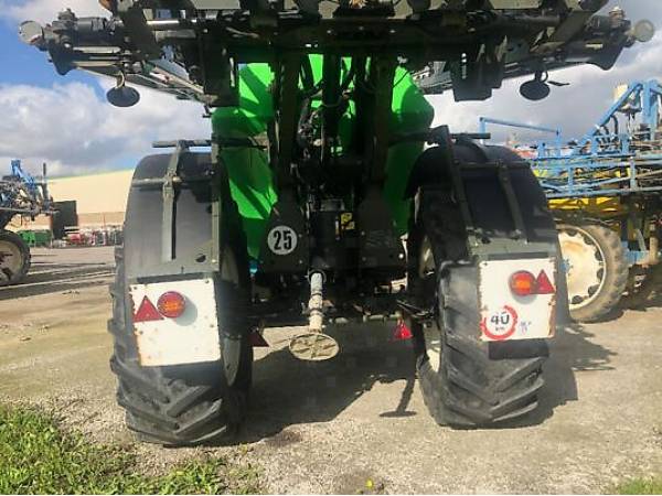 Причіпний обприскувач Tecnoma TECNIS 6000L (2011)