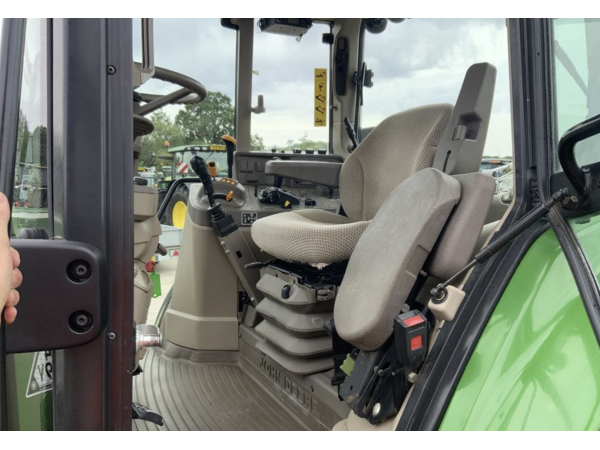 Трактор John Deere 6130M (2018)