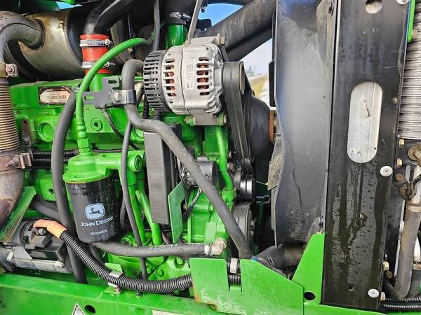 Трактор John Deere 5090M (2011)