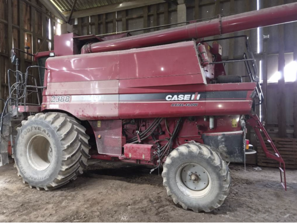 Комбайн Case IH 2388 (2008)