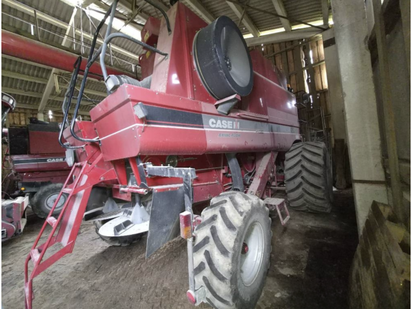 Комбайн Case IH 2388 (2008)