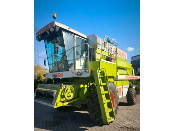 Комбайн Claas Mega 208 (1995)