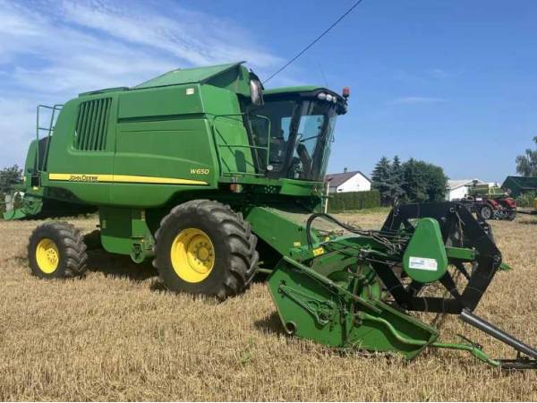 Комбайн John Deere W650 (2009)