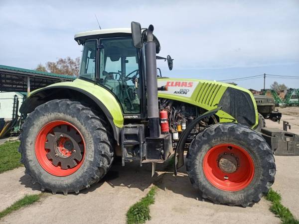 Трактор Claas Axion 820 (2016)