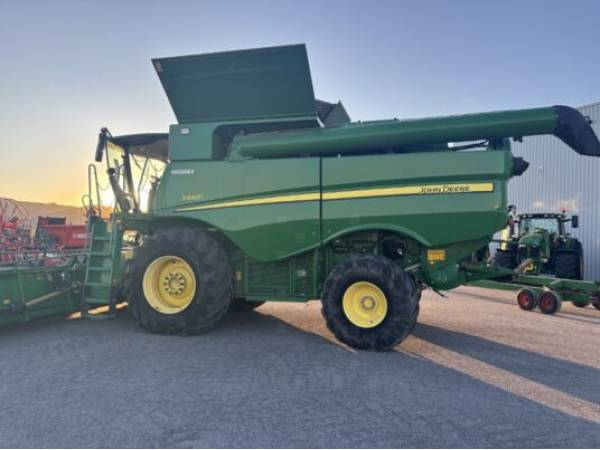 Комбайн John Deere S660i (2016)
