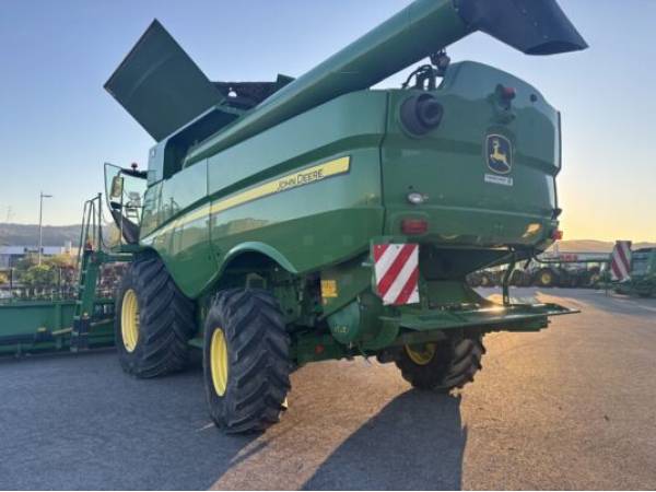 Комбайн John Deere S660i (2016)