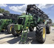 Самохідний обприскувач John Deere 4730