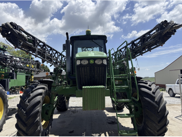 Самохідний обприскувач John Deere 4730 (2009)