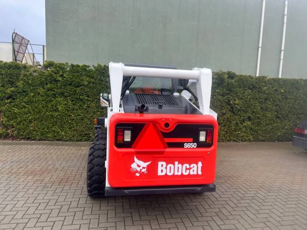 Минипогрузчик Bobcat S650 (2013)