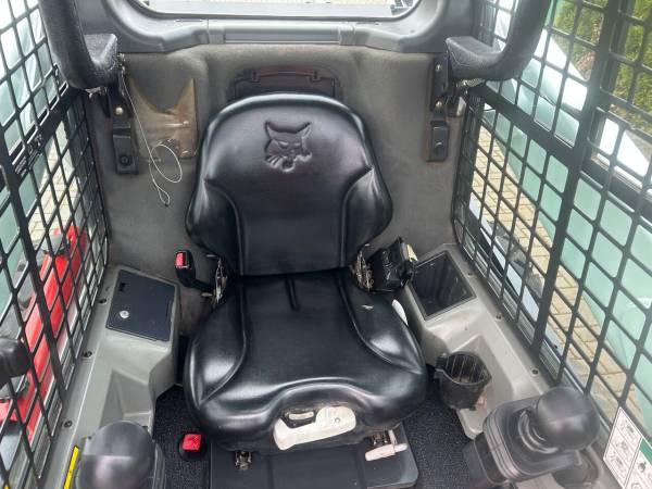 Минипогрузчик Bobcat S650 (2013)